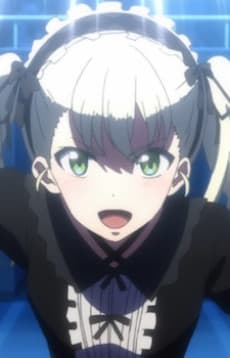 三角 理姫